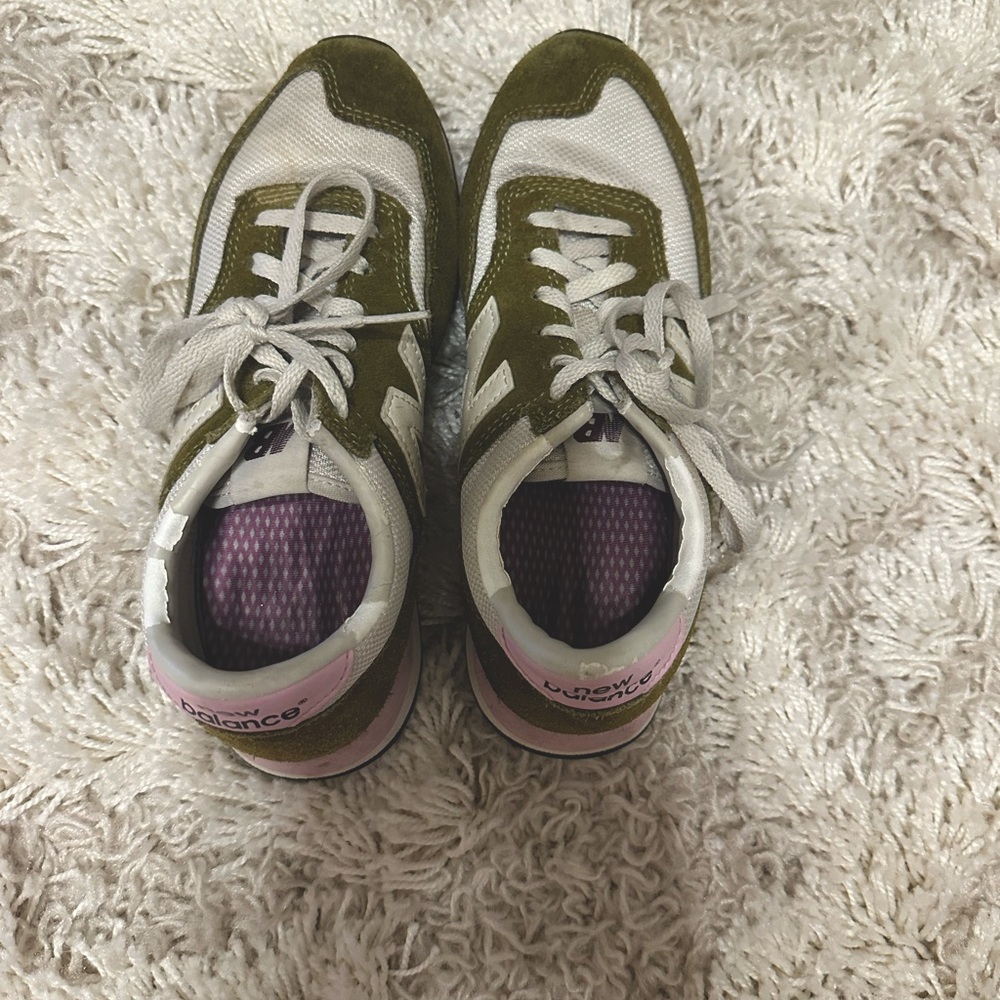New balance sneakers